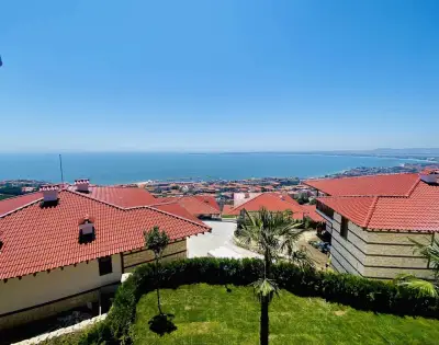 Dinevi Estates