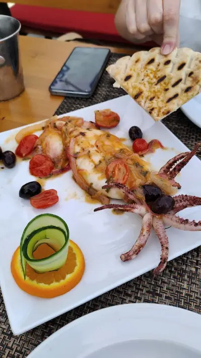 Oliva Fish &Grill