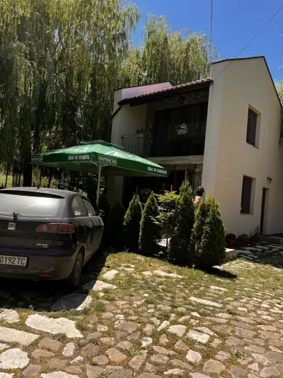 Вилно селище Зора