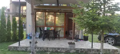 Вилно селище Зора