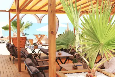 Shami Beach Bar