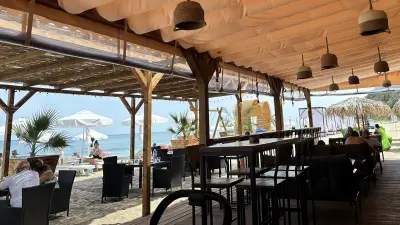 Shami Beach Bar
