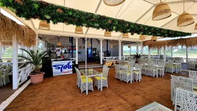 Waves Beach Bar & Restaurant