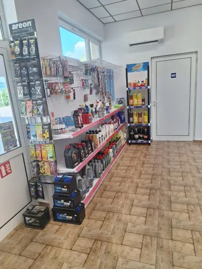Бензино-газстанция с Автомивка , Автосервиз и Гумаджийница ГЪЛЪБЕЦ