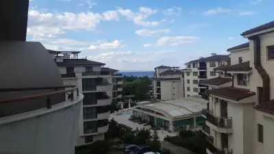 Long Sunny Holiday