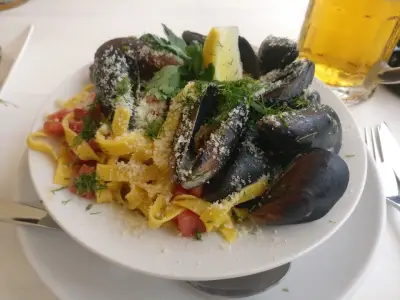 Пицария "Куцата Медуза"