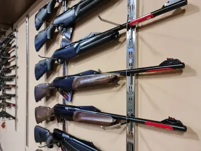 M&V HUNTING SHOP