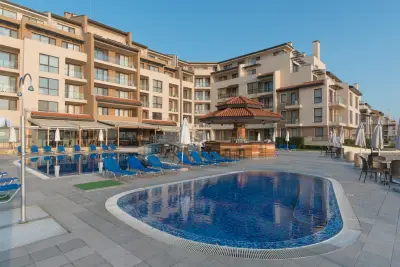Бар басейн А Obzor Beach Resort
