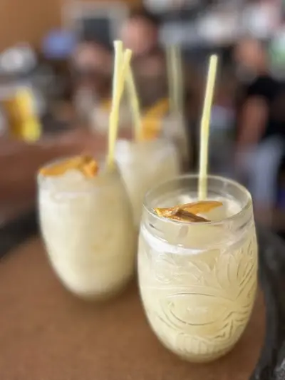 THE WAVE BEACH RESTAURANT