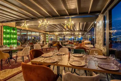 La Vista Club Restaurant
