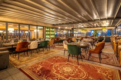 La Vista Club Restaurant