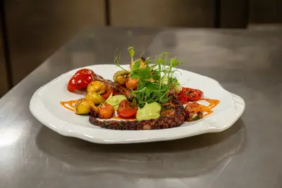 La Vista Club Restaurant