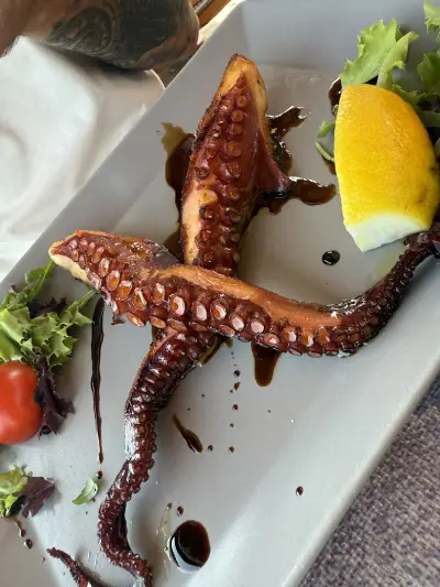 Bistro Margaritari | ресторант стария Несебър | морска храна Несебър.Скара и стекове .| ресторант с гледка към морето |