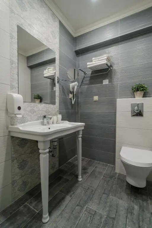 Double Room with Balcony and a Partial Sea View ( 2 Adults + 0 Children)