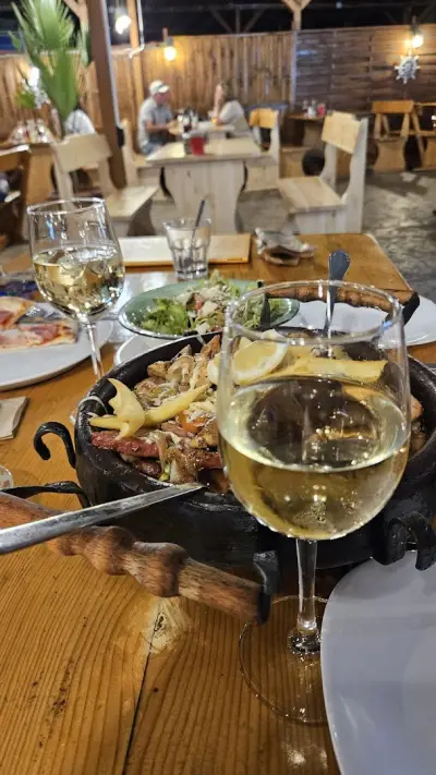 Pataya Good Food & Pizza Патая Китен