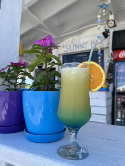 Sunny Beach Bar