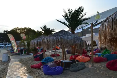 The Crown Open Beach Lounge