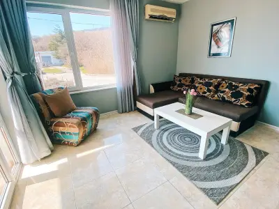25m FROM THE BEACH!! Luxury Sea Paradise Apartment