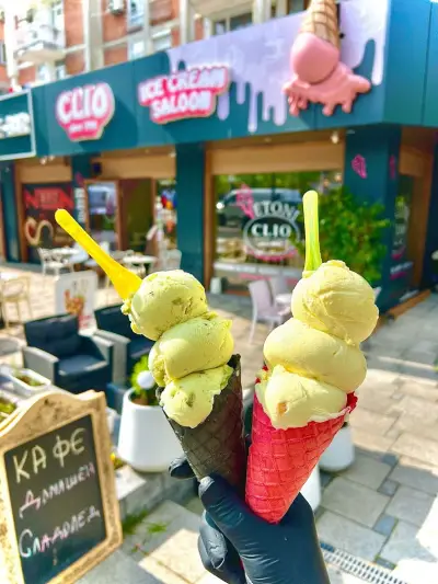 Ice Cream Saloon "Clio 2"