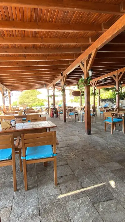 Fish & BBQ Restaurant