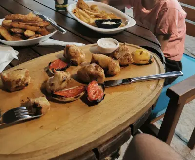 Fish & BBQ Restaurant