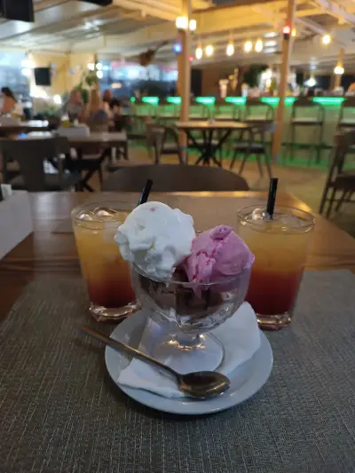 Aura bar and grill
