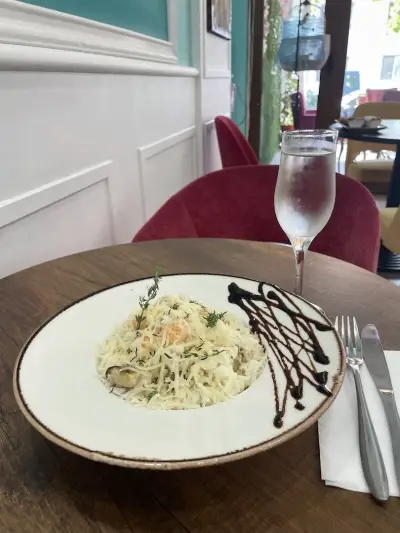 Lotti food & drinks