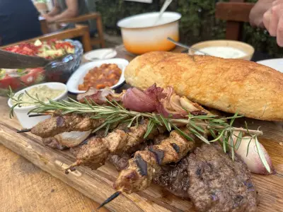 hungry horse bar & grill