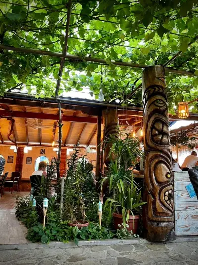 Tiki Bar And Grill Primorsko