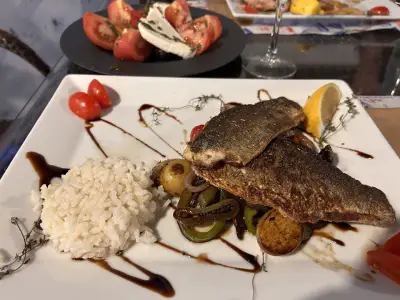 WAVE SnackBar & Restaurant