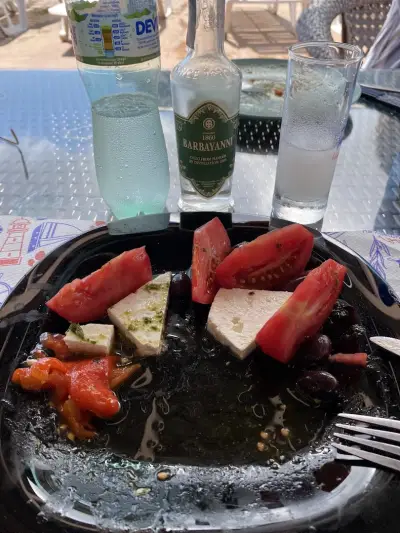 WAVE SnackBar & Restaurant