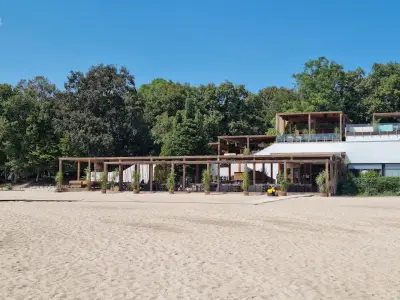 Perla Lounge & RestoBar (бивша резиденция Перла)