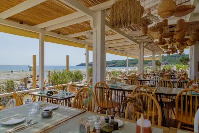 Green Life Beach Alemagos