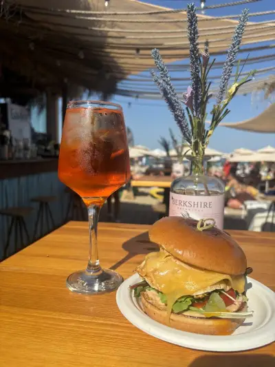 EX BEACH BAR
