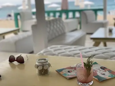 EX BEACH BAR