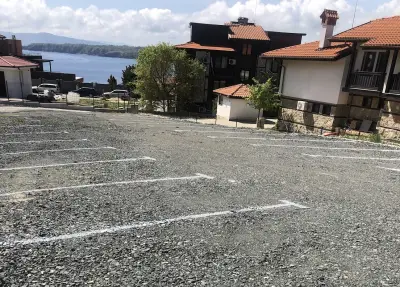 Solinaria Boutique Parking