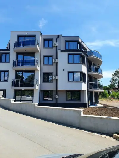 HIMS APARTMENTS