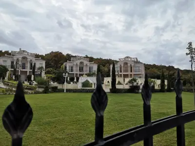 Olympia Houses