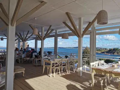 Flores Garden Seaview Restaurant