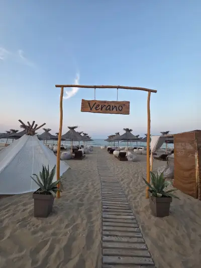 Verano Beach Bar