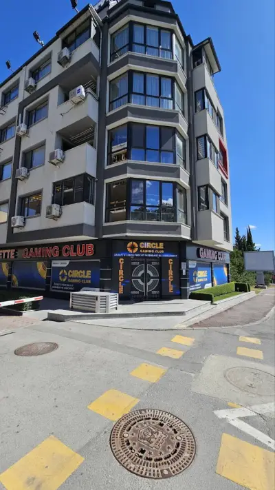 Circle gaming club