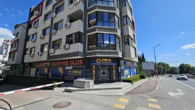 Circle gaming club
