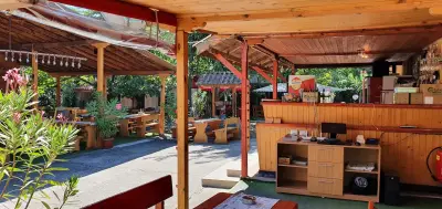 Yard Bar & Grill