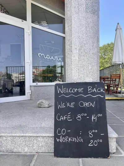 Moana Café