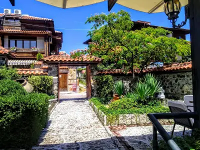 Old City Estates