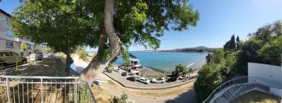 "Имот на морето"