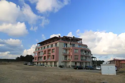 Sunrise Apartments
