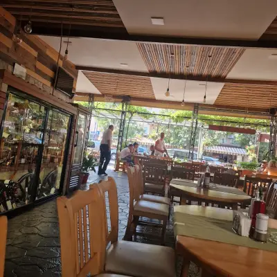 Chuchura Restaurant & Garden, Ravda