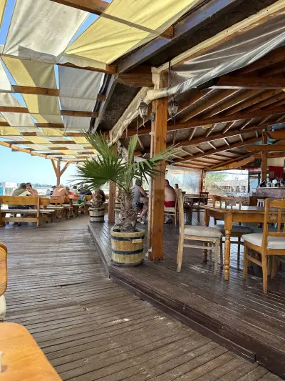 Laguna Beach Bar & Dinner