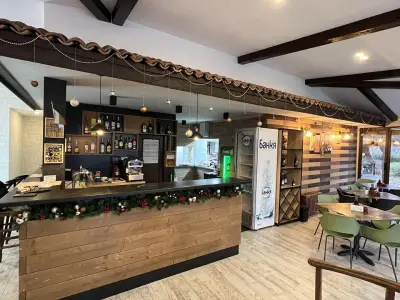 Pizza Bar & Grill El Mar